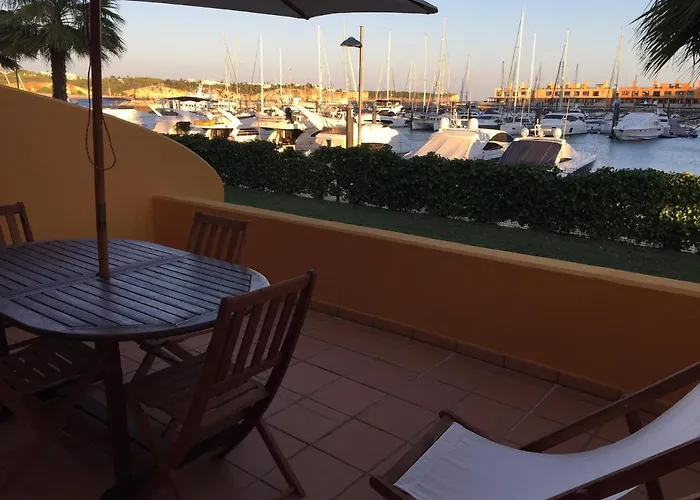 Luxury Apartment, Marina, & Pool Ii Portimao