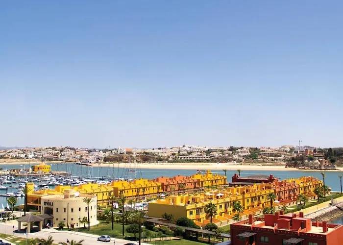 Lägenhet Luxury Apartment, Marina, & Pool Ii