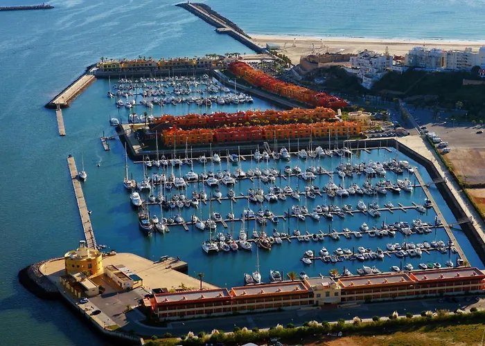 Luxury Apartment, Marina, & Pool Ii * Portimao