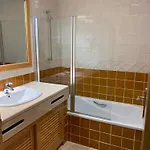 Apartman Luxury Apartment, Marina, & Pool Ii