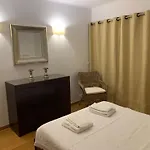 Luxury Apartment, Marina, & Pool Ii Apartman *