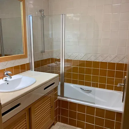 Apartamento Luxury Apartment, Marina, & Pool Ii
